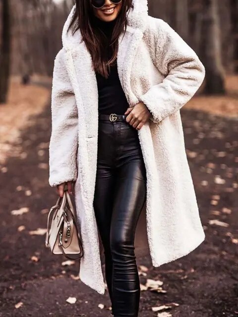 Carola - Cozy Wool Coat