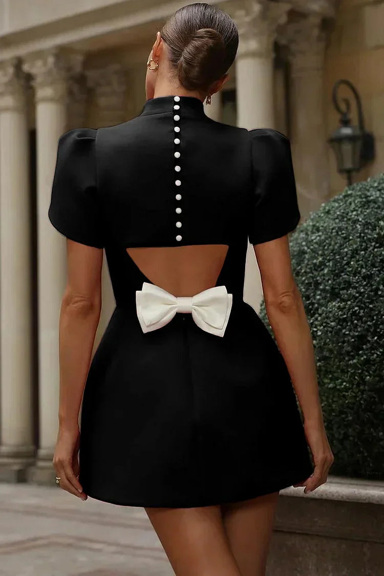 Aurora™ | Elegante minivestido con mangas de pétalos