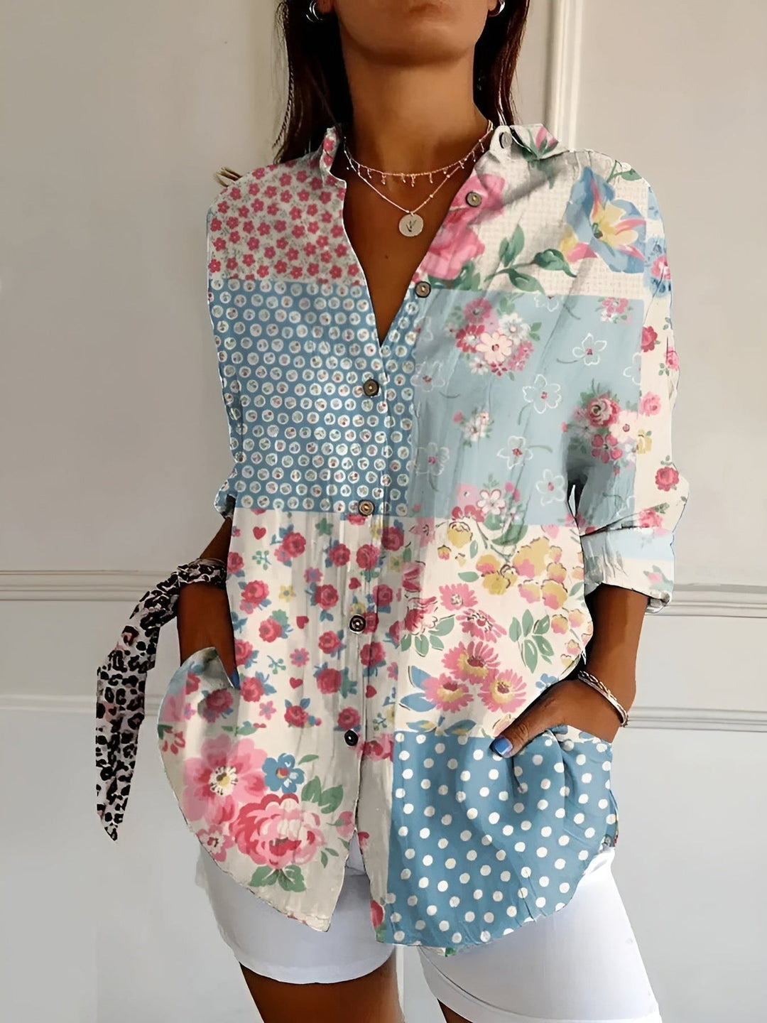 Zara - Blusa casual con flores y ondas